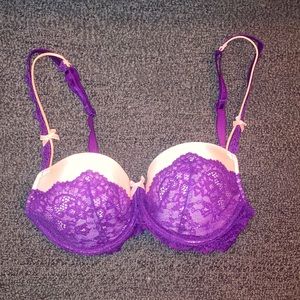 Victoria’s Secret 32DD pink and purple lace bra